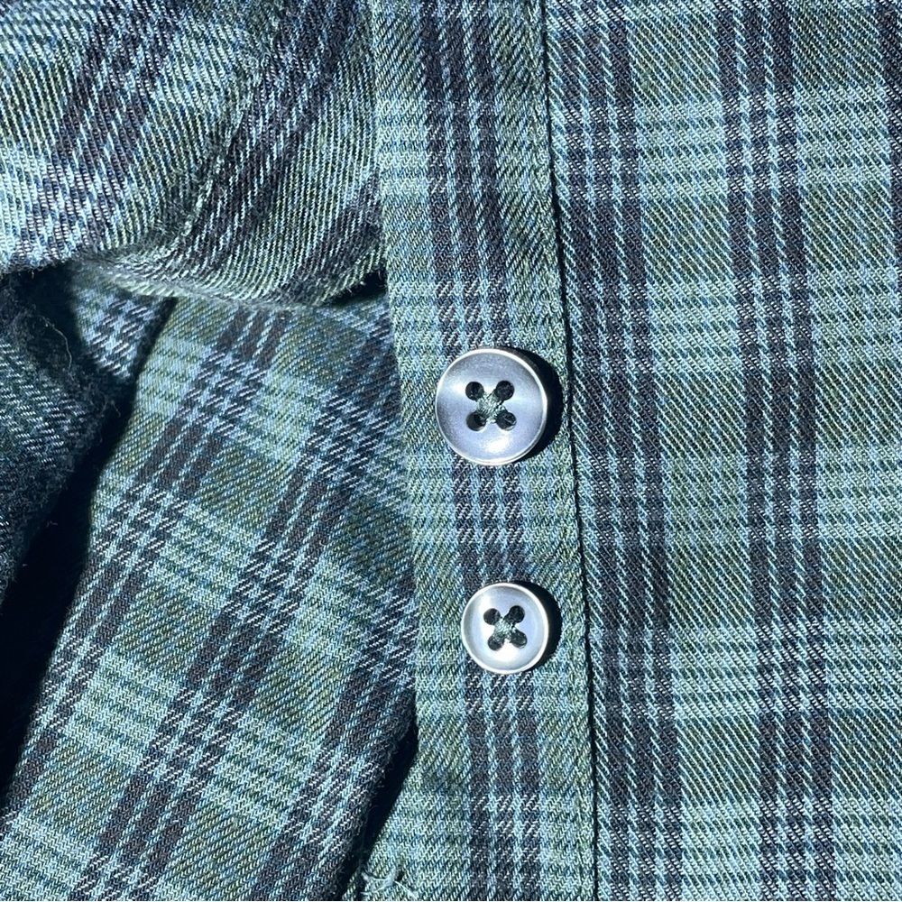 Men's 16-16 1/2 Neck Dark Green Plaid Button Down Dress Shirt - Large - Picture 9 of 11